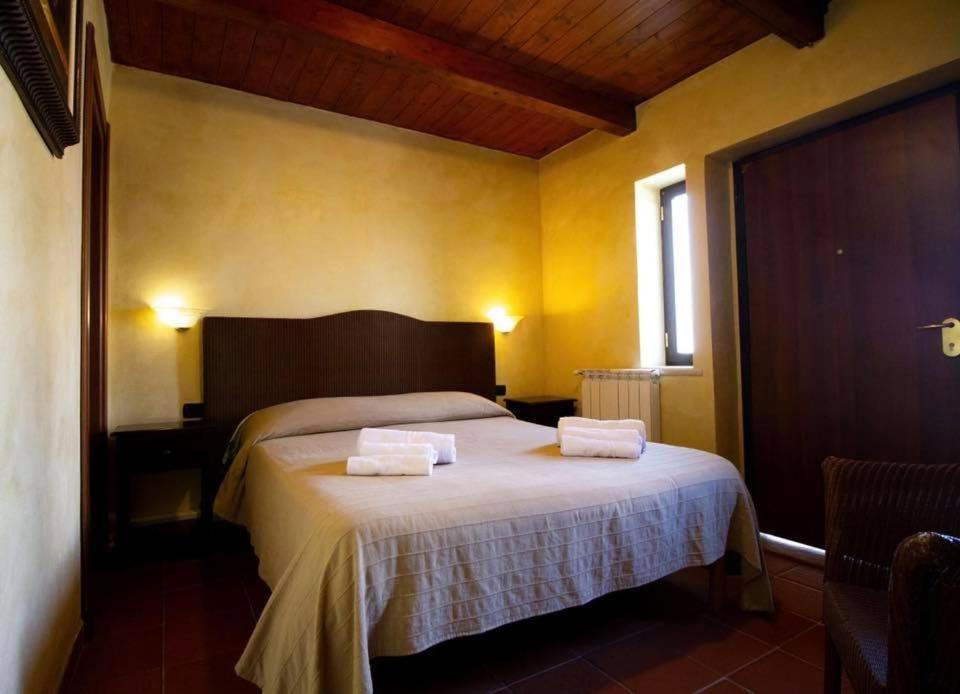 Relais Il Feudo Bed & Breakfast Beltiglio Exterior photo